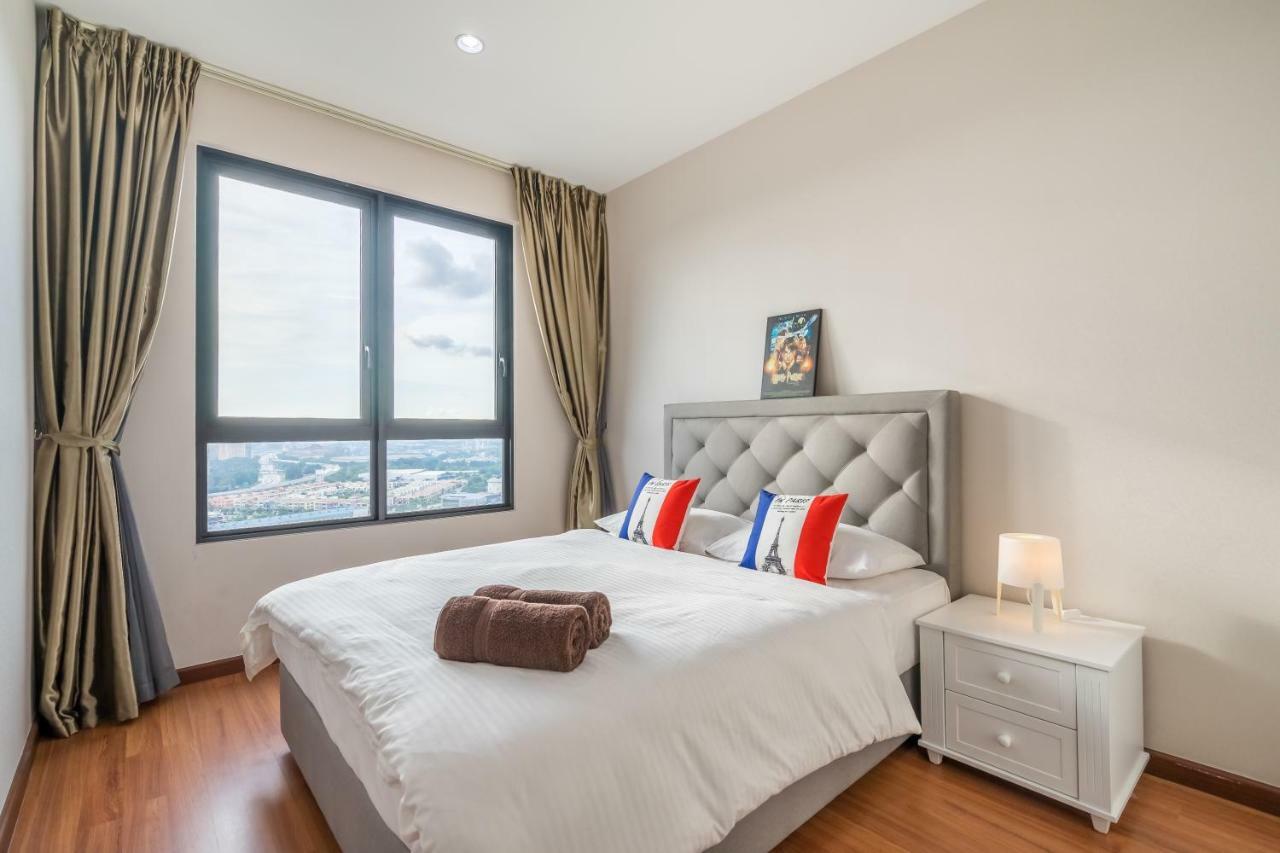 Hostahome Suites At I-City, Central Mall Shah Alam Ngoại thất bức ảnh